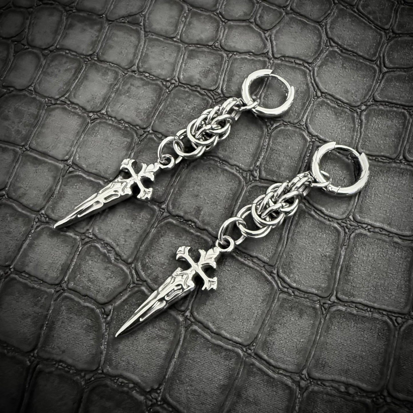 DAGGER DROP EARRINGS