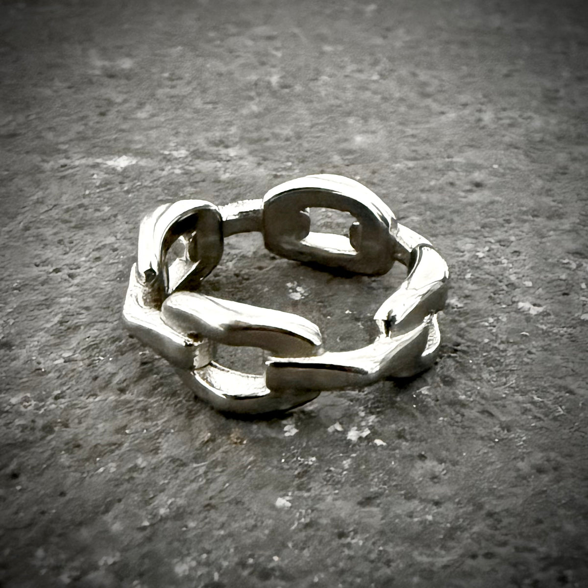 CHAIN LINK