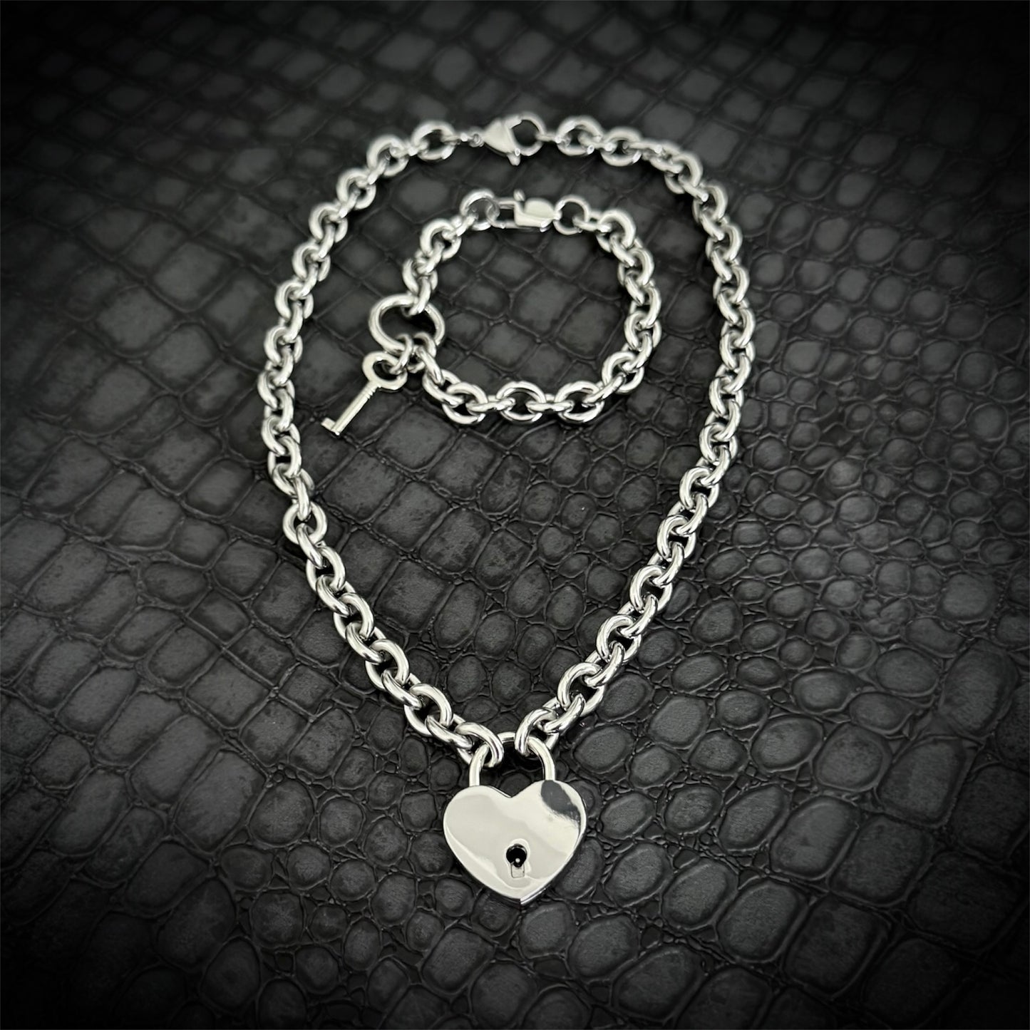 COLD HEART PADLOCK & KEY SET