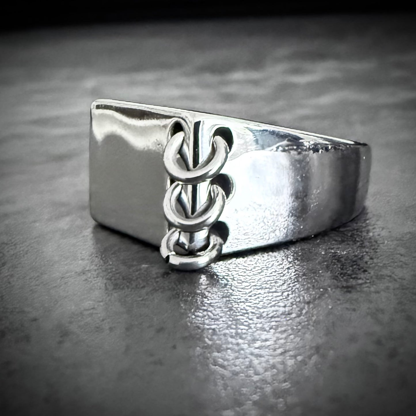PIERCED SIGNET
