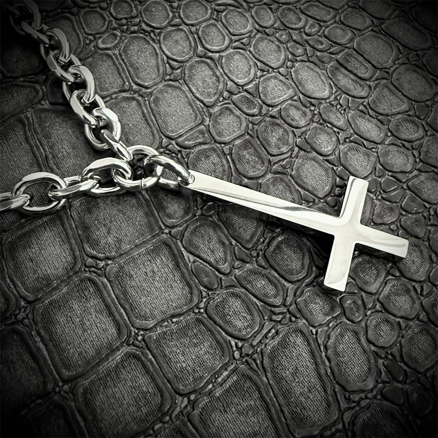 INVERTED CROSS