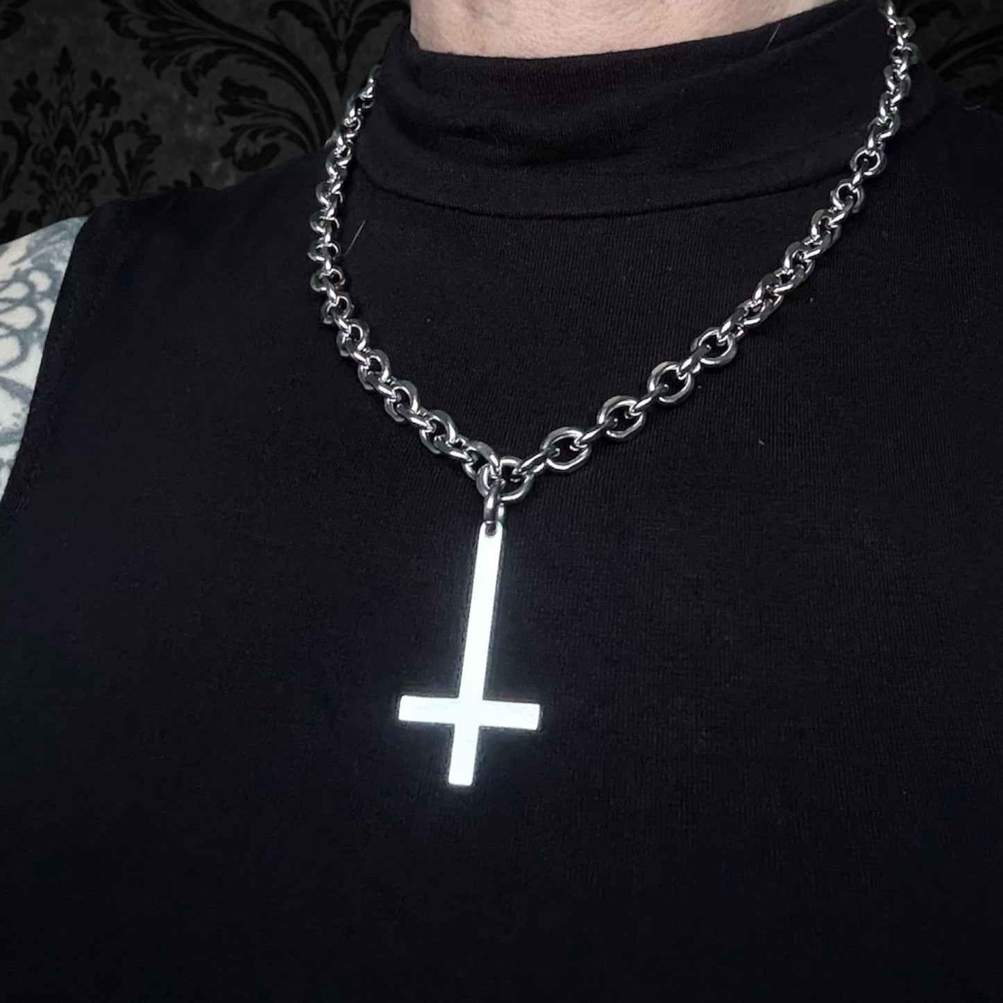 INVERTED CROSS